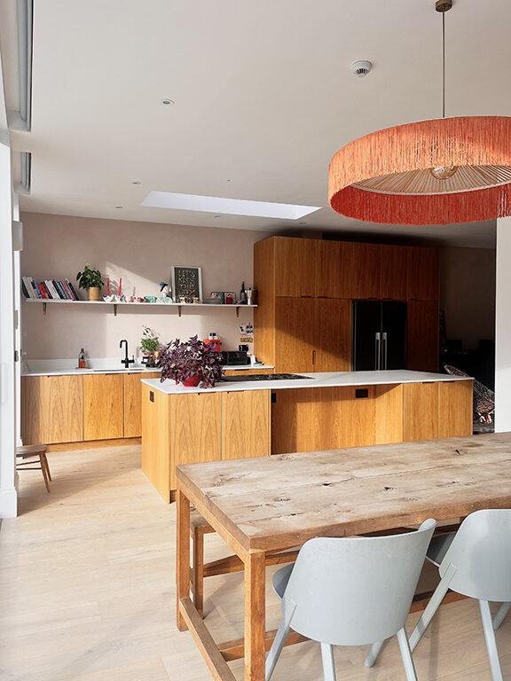 cuisine design en bois avec îlot cuisine design en bois avec îlot