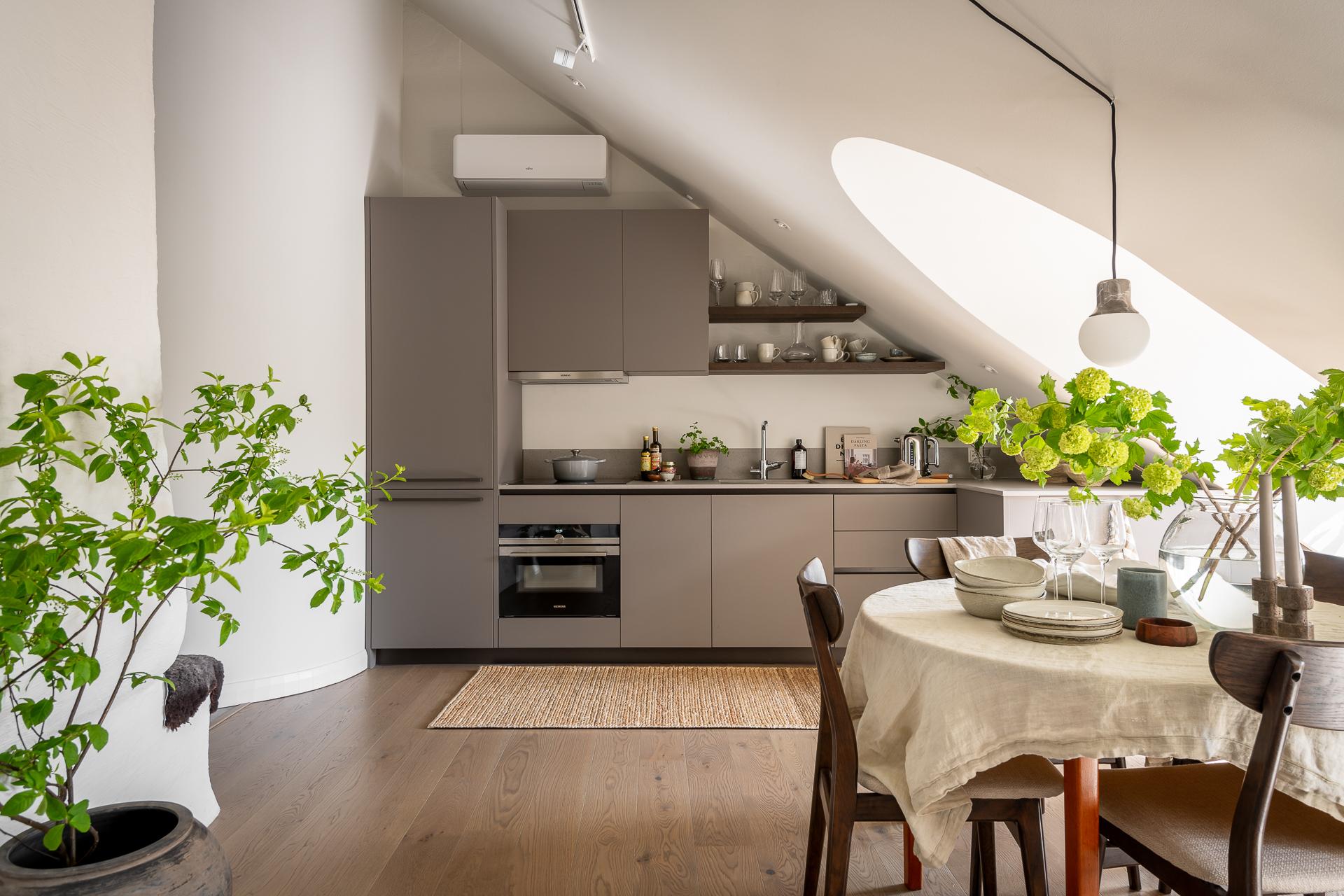 cuisine design grise appartement 34m2 cuisine design grise appartement 34m2