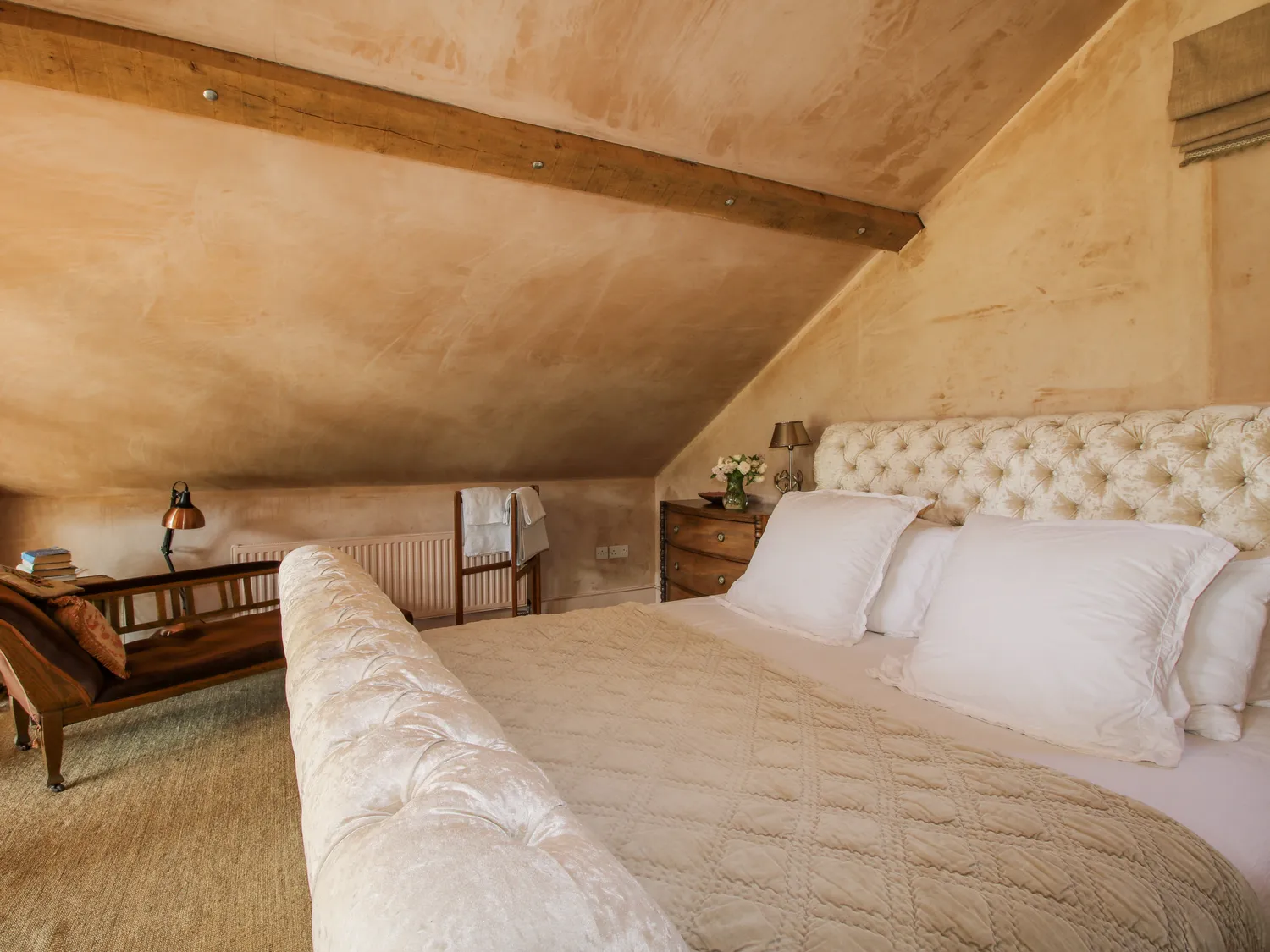 chambre mansardée ancienne grange rénovée