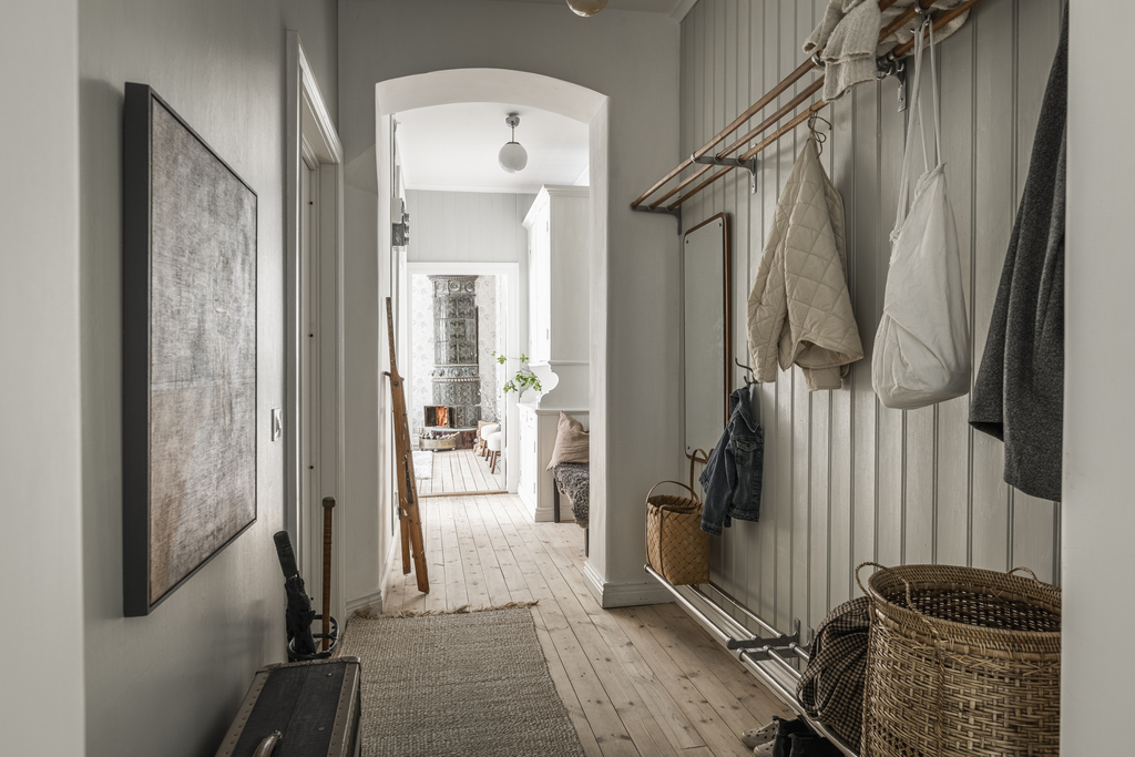 entrée appartement ancien avec moulures décoration scandinave entrée appartement ancien avec moulures décoration scandinave