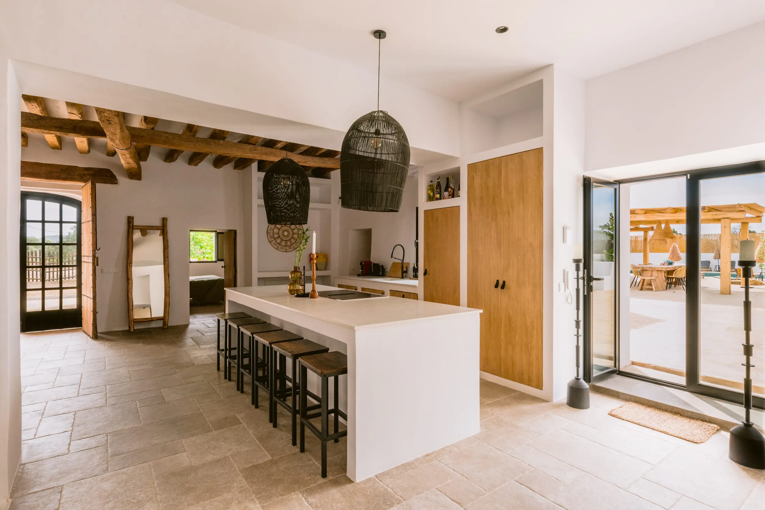 cuisine bois avec îlot béton maison Ibiza cuisine bois avec îlot béton maison Ibiza