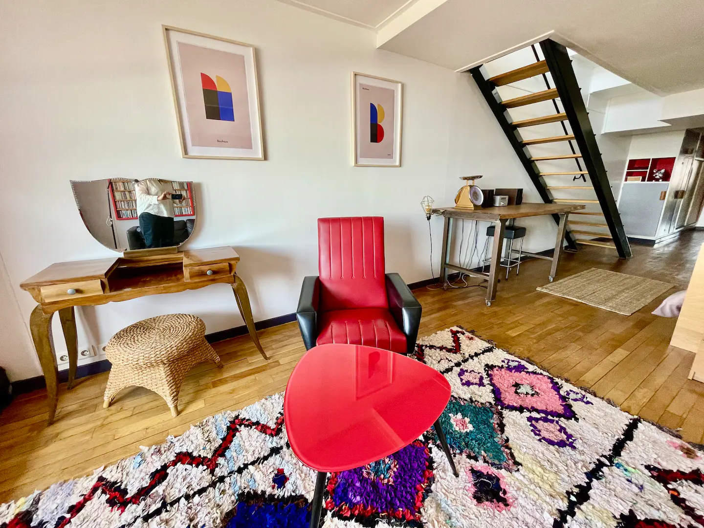 salon avec escalier salon avec escalier
