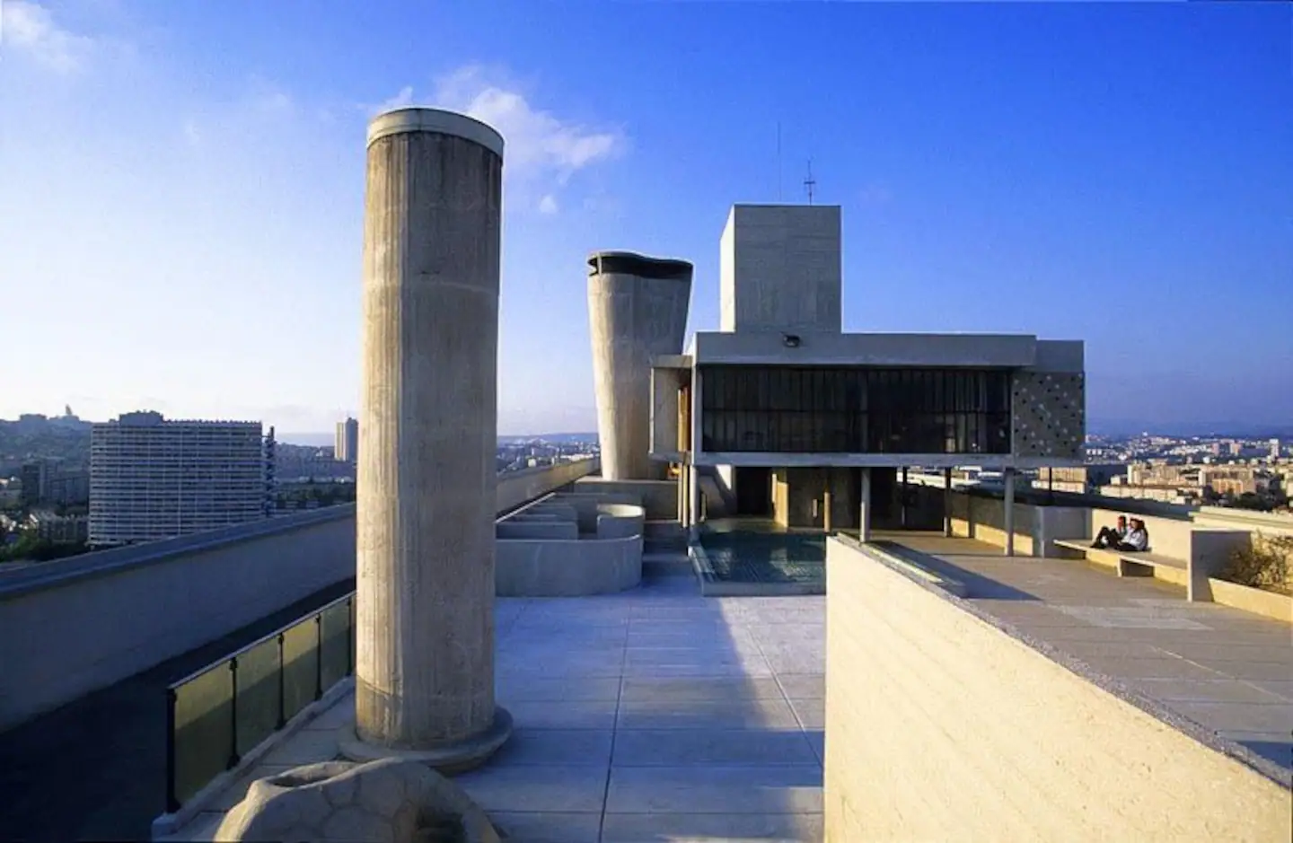 toit terrasse La Cité Radieuse Le Corbusier Marseille toit terrasse La Cité Radieuse Le Corbusier Marseille