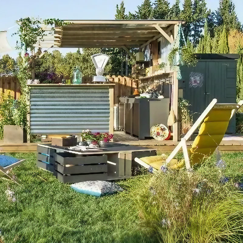 cuisine extérieure style récup et bohème sous pergola cuisine extérieure style récup et bohème sous pergola
