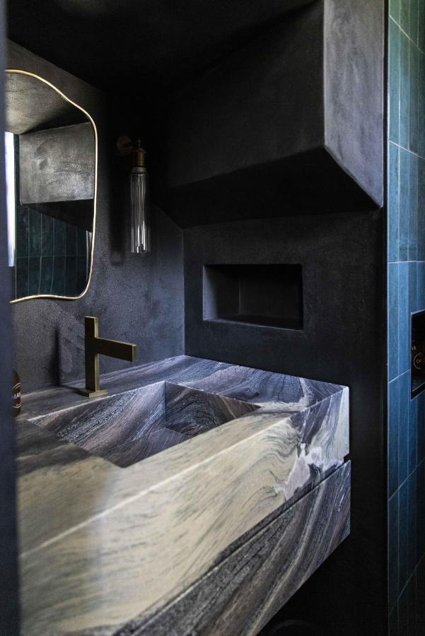 salle de bain marbre Maison de Magescq dans les Landes salle de bain marbre Maison de Magescq dans les Landes