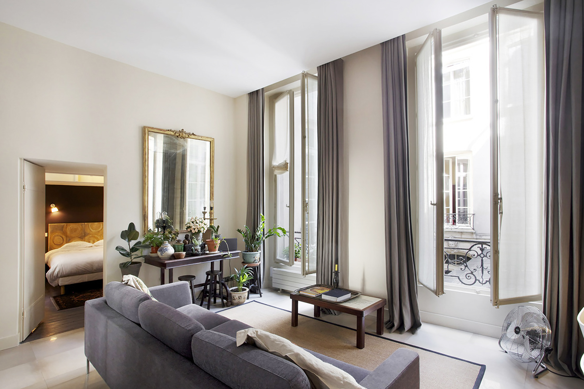 salon sur cour appartement 45m2 Paris