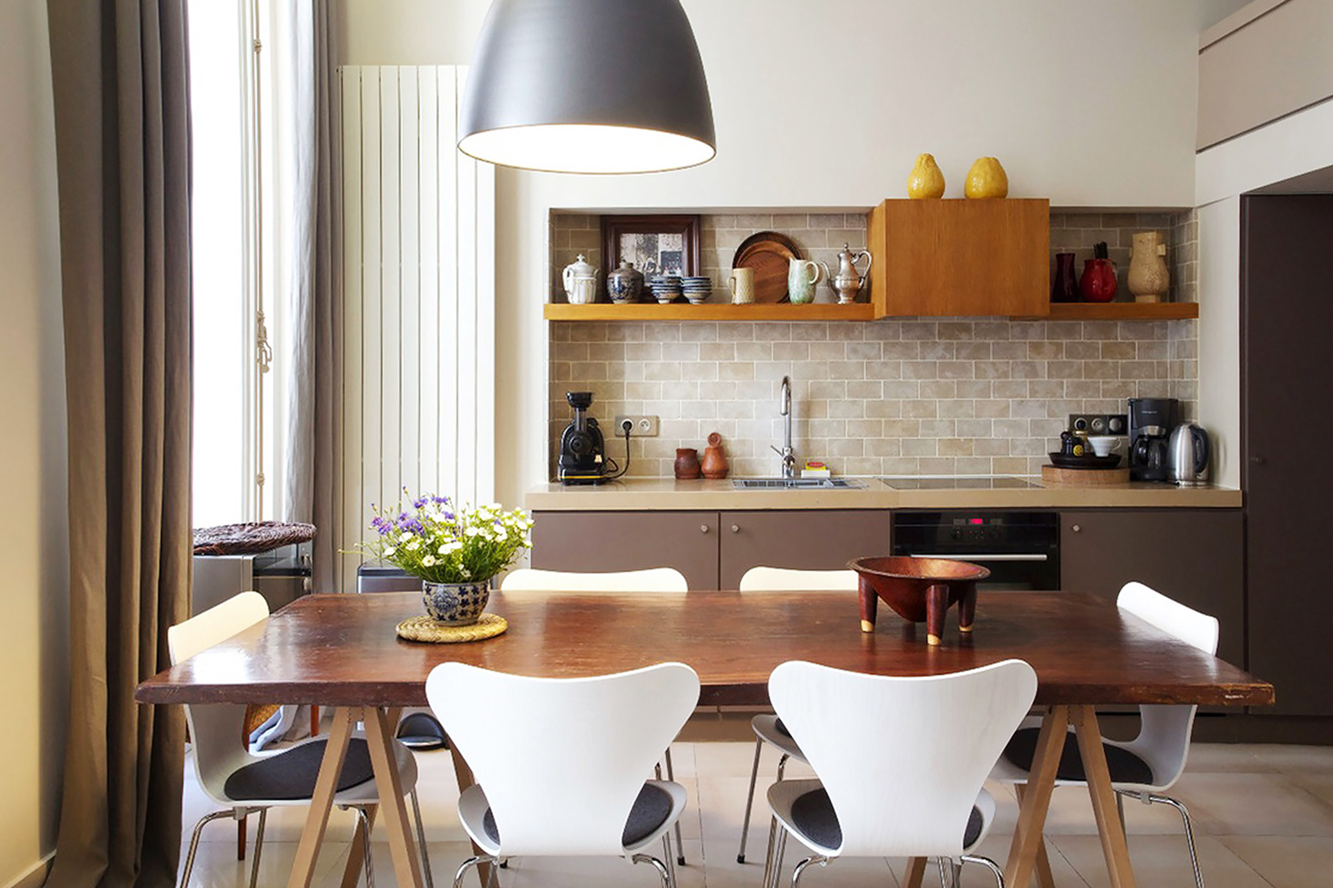 salle à manger et cuisine ouverte appartement 45m2 Paris
