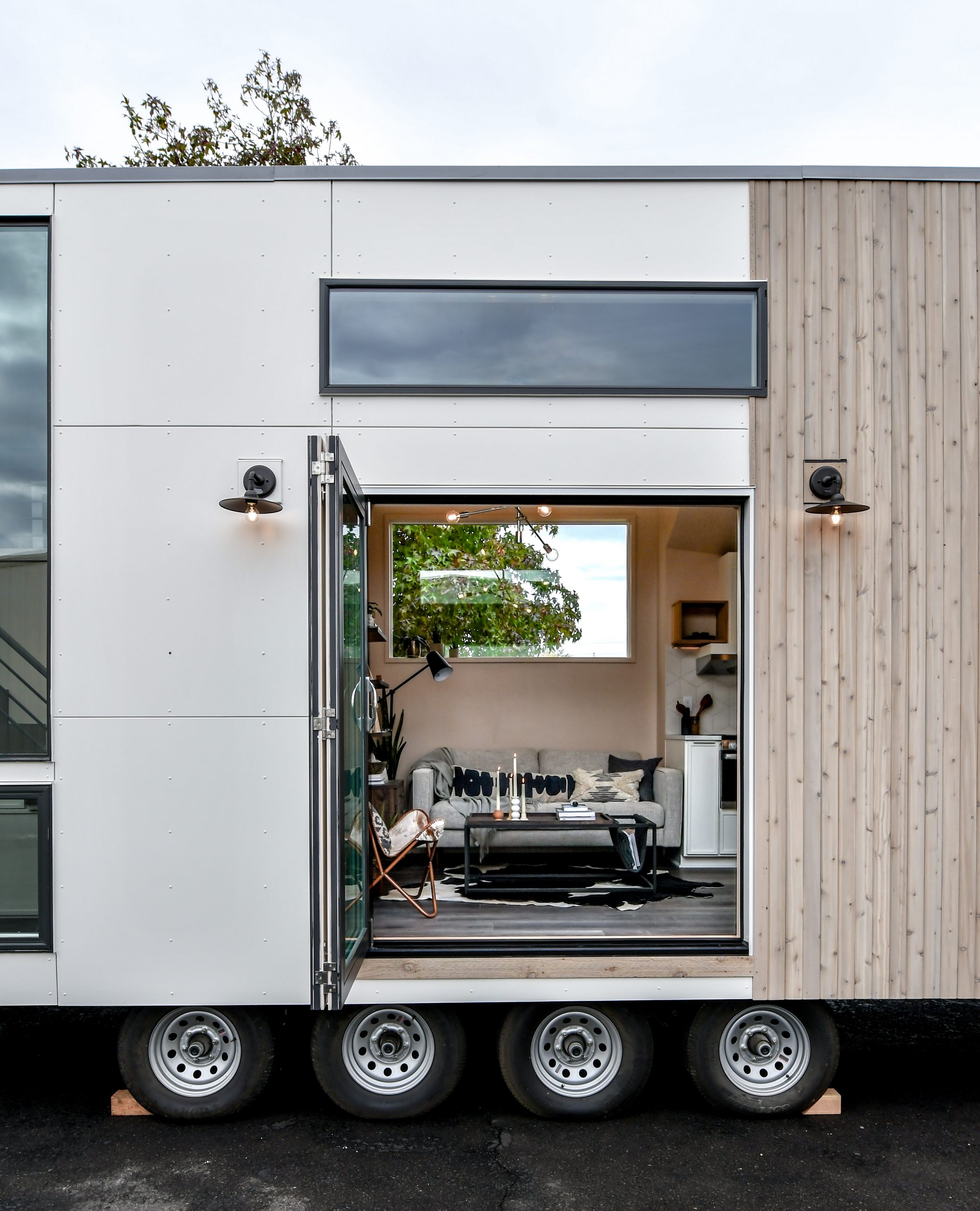tiny house Modern Tiny Home Park Model tiny house Modern Tiny Home Park Model