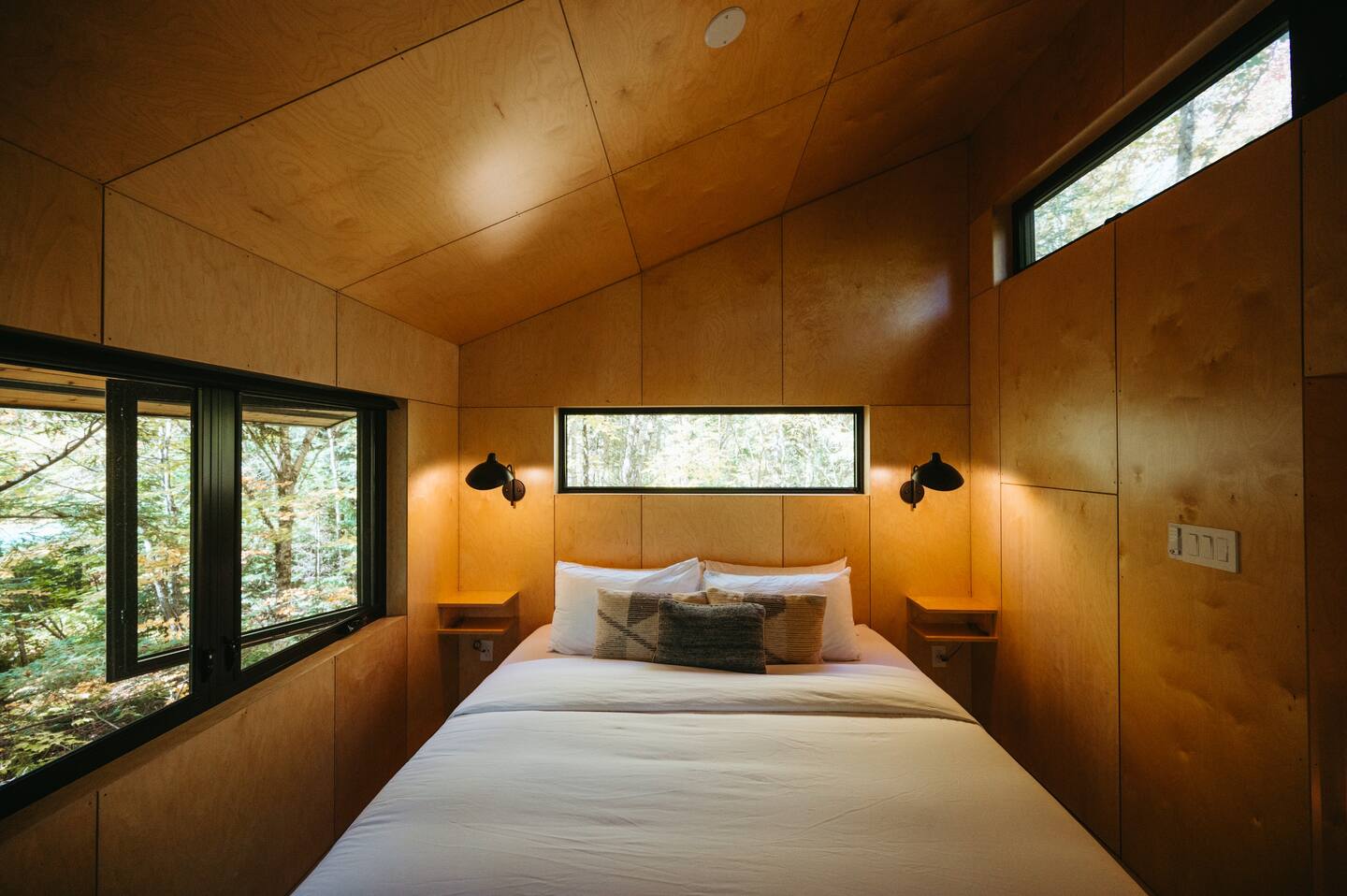chambre mansardée petite maison en bois chambre mansardée petite maison en bois