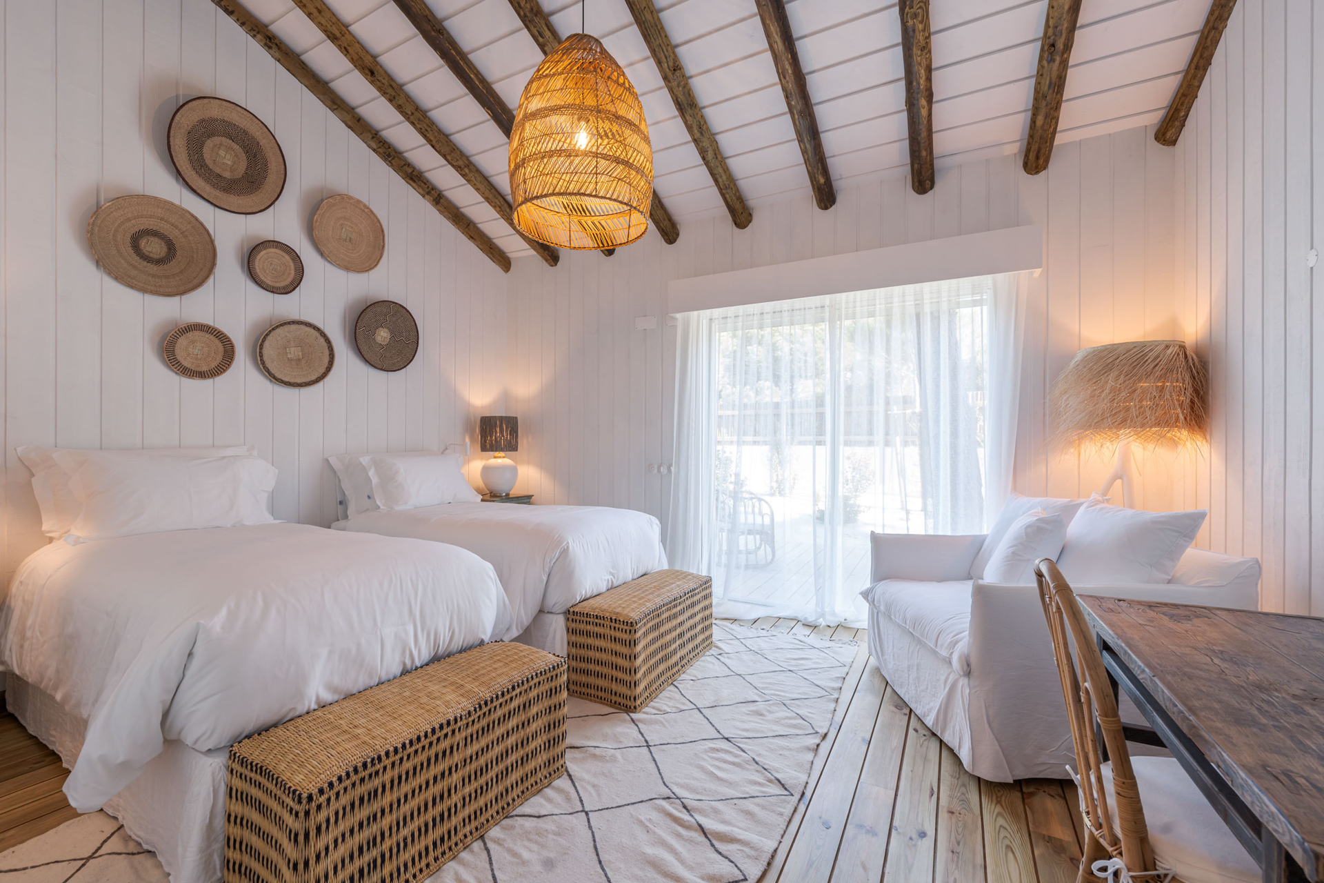 chambre décoration naturelle maison de plage avec piscine Comporta