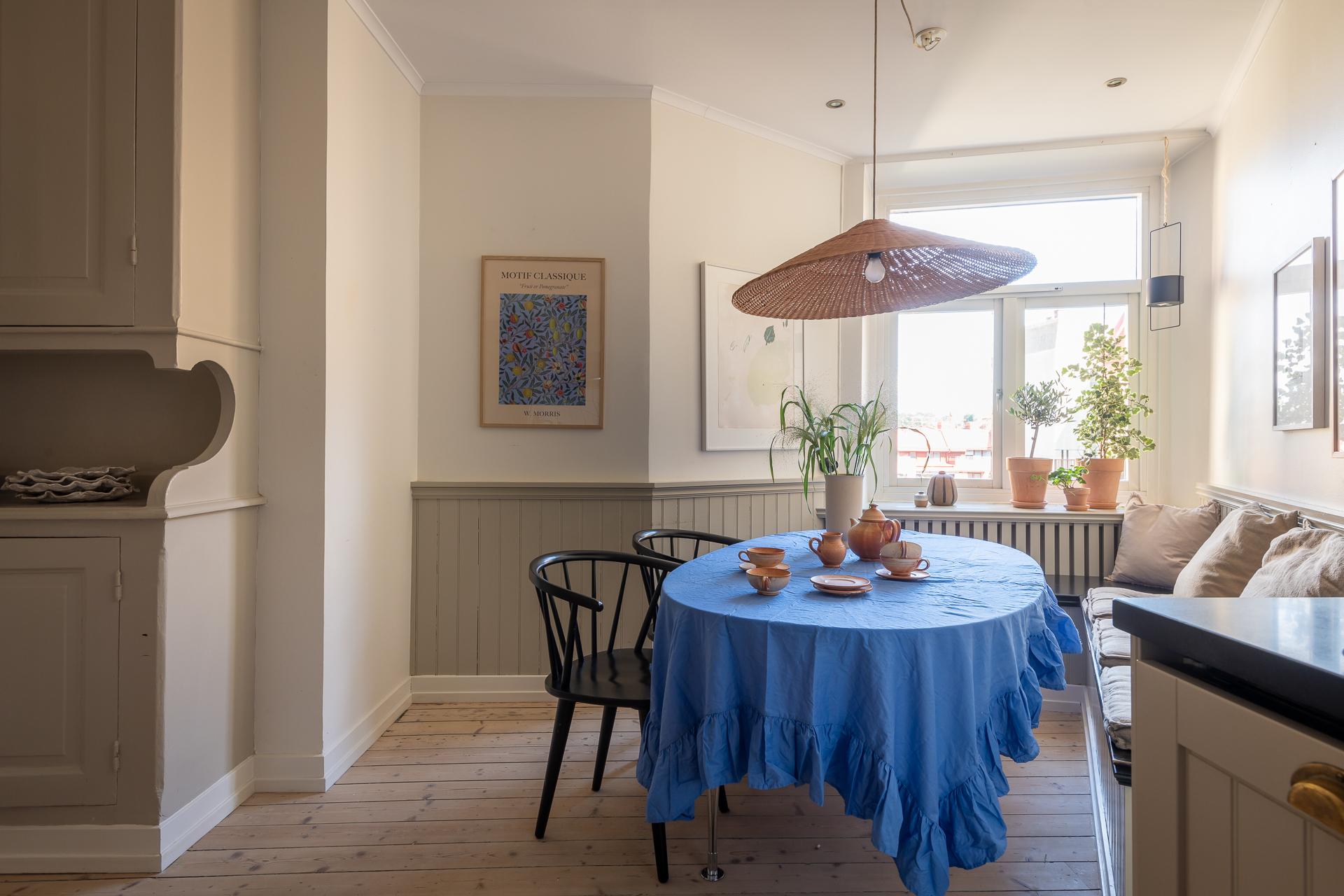 cuisine avec coin repas décoration scandinave