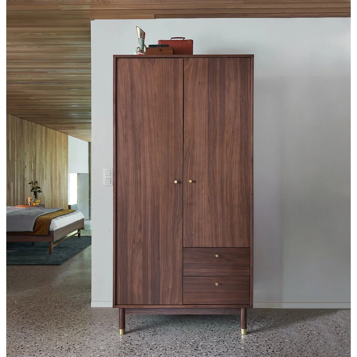 armoire noyer mid century AM PM La Redoute armoire noyer mid century AM PM La Redoute