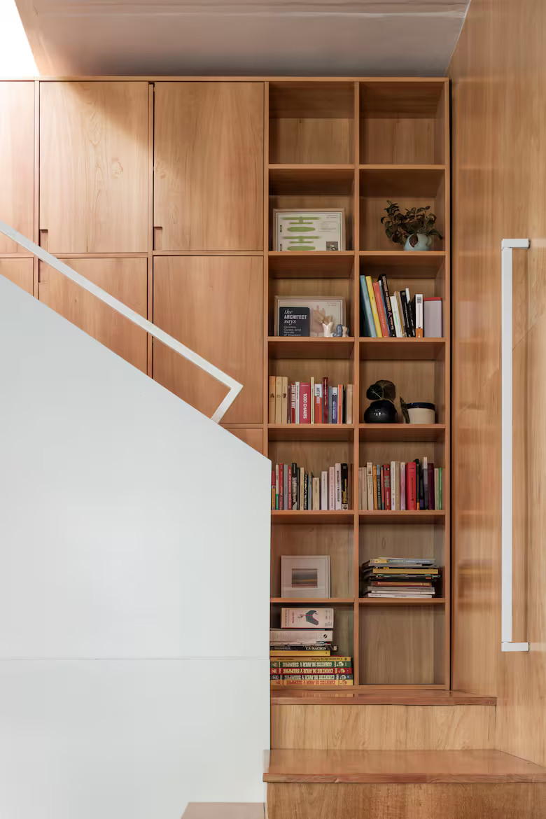 escalier avec bibliothèque