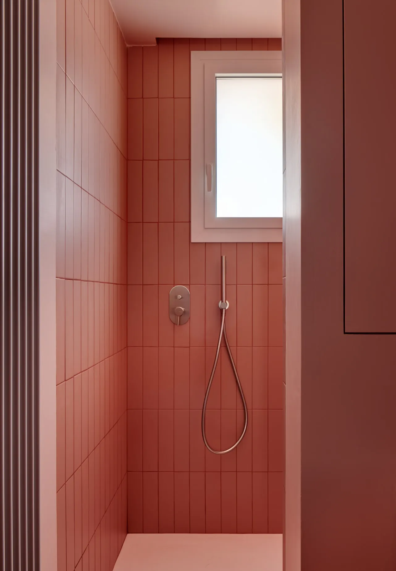 salle de bain terracotta décoration contemporaine