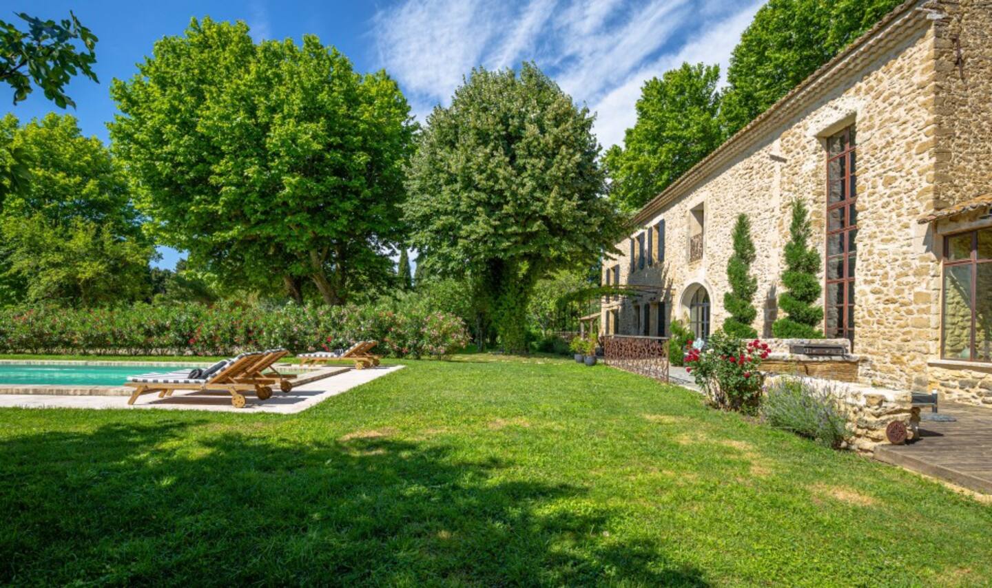 maison en pierre Provence le Mas des Palermes