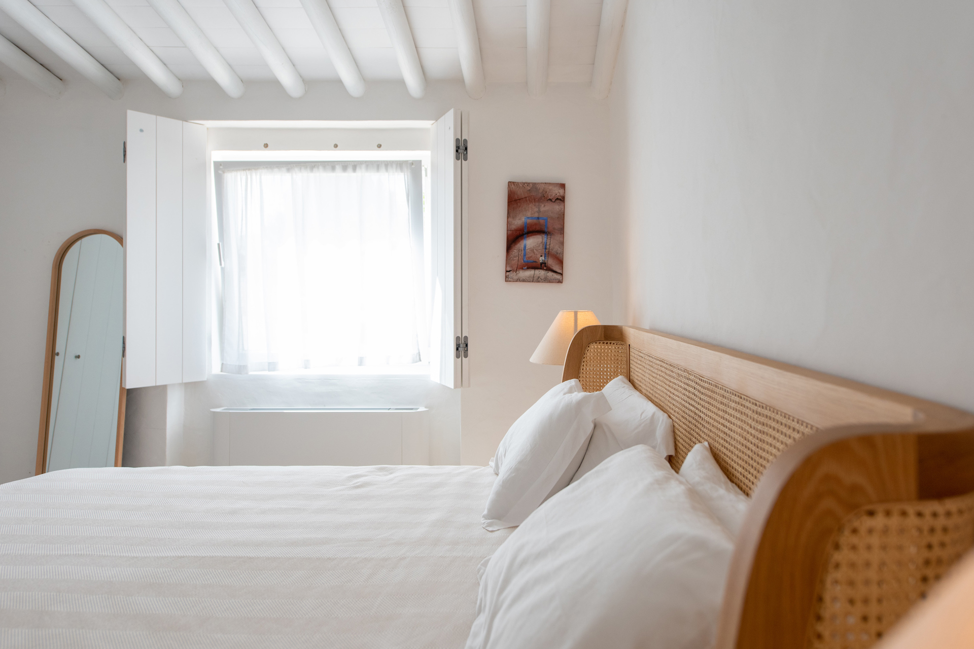 chambre lit cannage décoration rustique chic