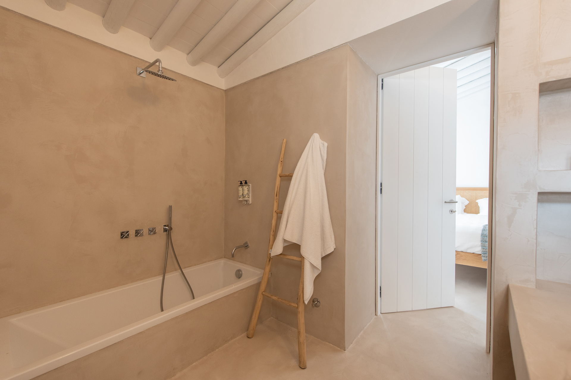 salle de bain beige