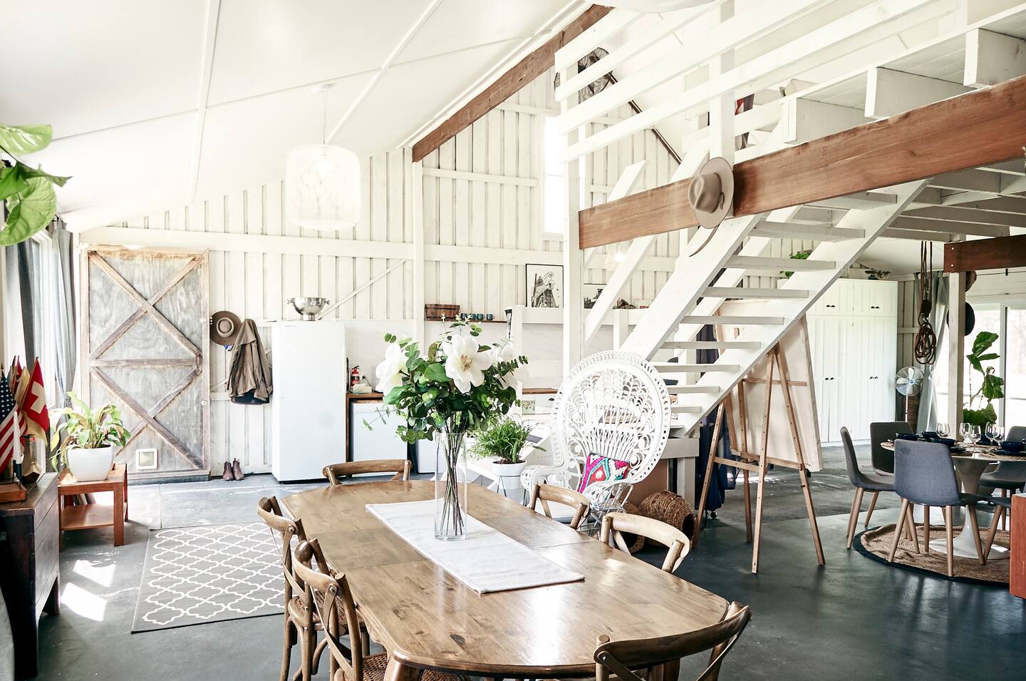 salon maison en bois de style grange rénovée salon maison en bois de style grange rénovée