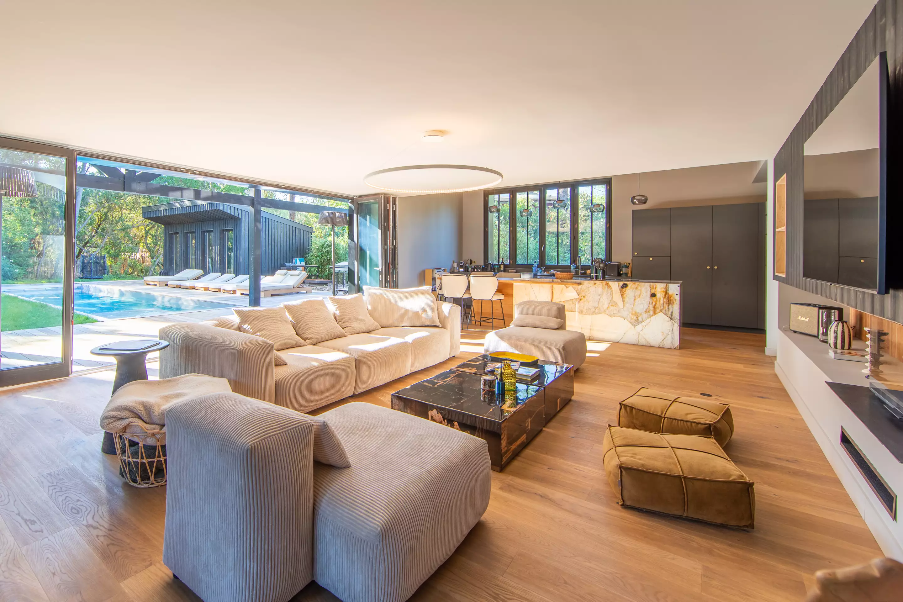 salon décoration contemporaine maison en bois Villa Lucy Le Cap Ferret salon décoration contemporaine maison en bois Villa Lucy Le Cap Ferret