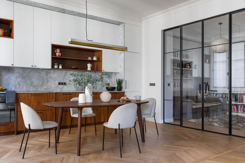 cuisine design ouverte appartement haussmannien rénové Photo © Pauline Le Goff