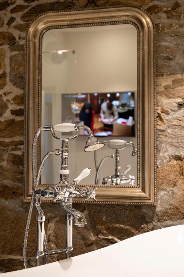 salle de bain décoration campagne chic La Petite Maison du Clos de Mansart