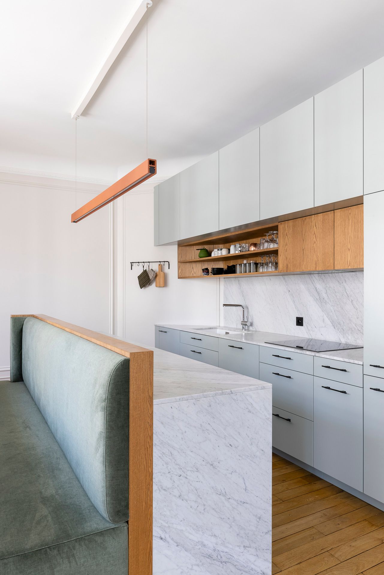 cuisine design appartement haussmannien rénové Paris 