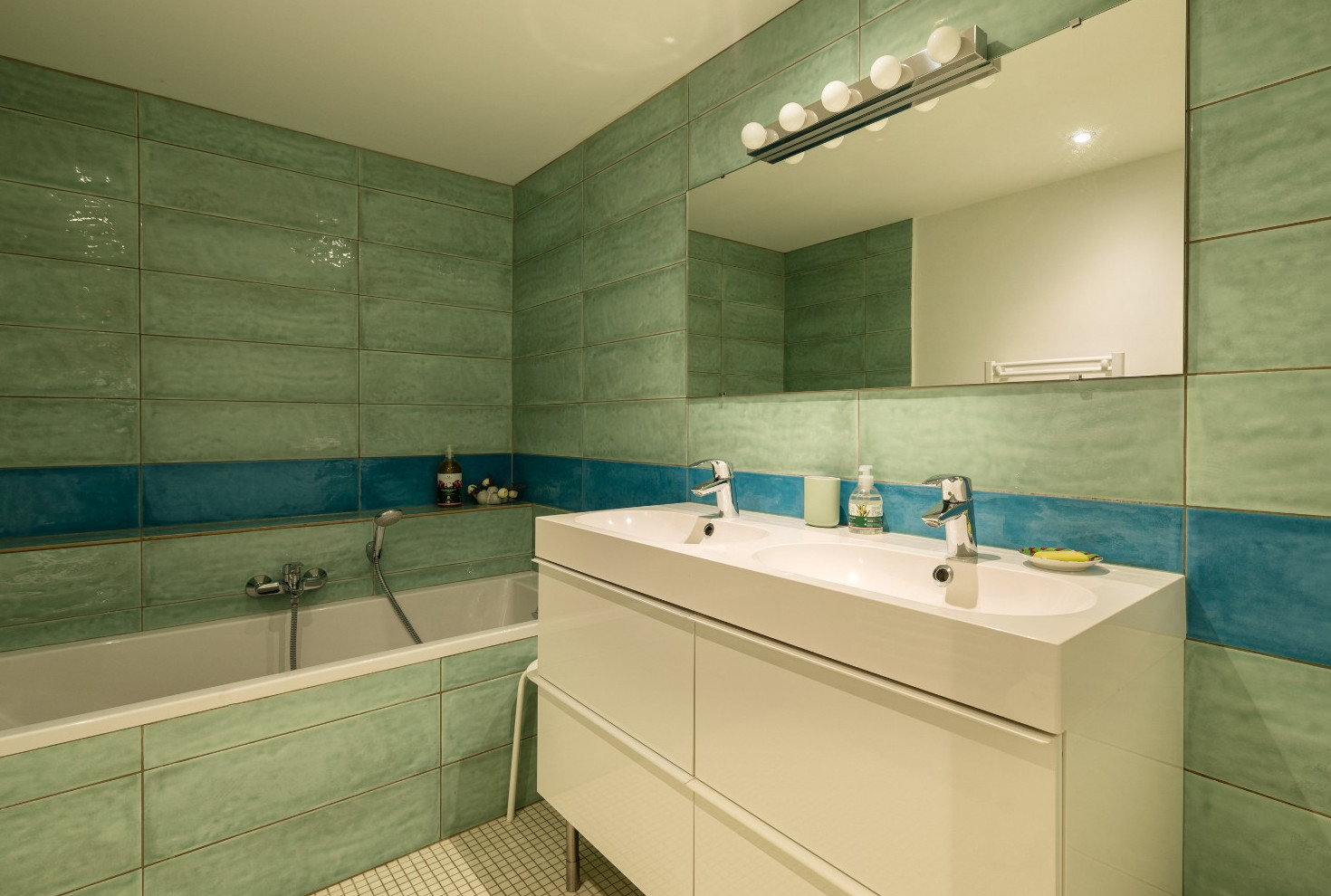 salle de bain verte salle de bain verte