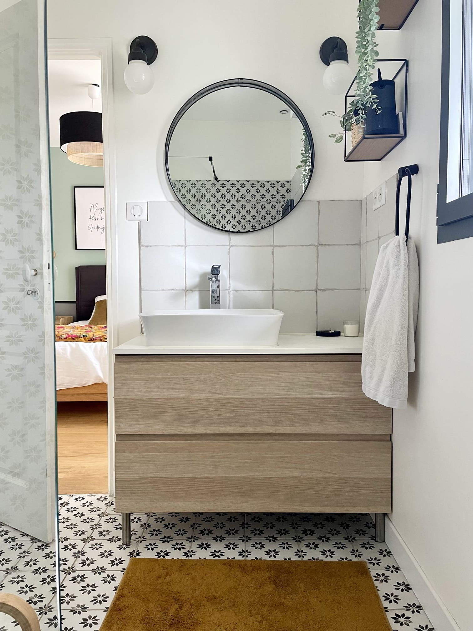 salle de bain maison décorée par Charlotte Gille de Happy Pog