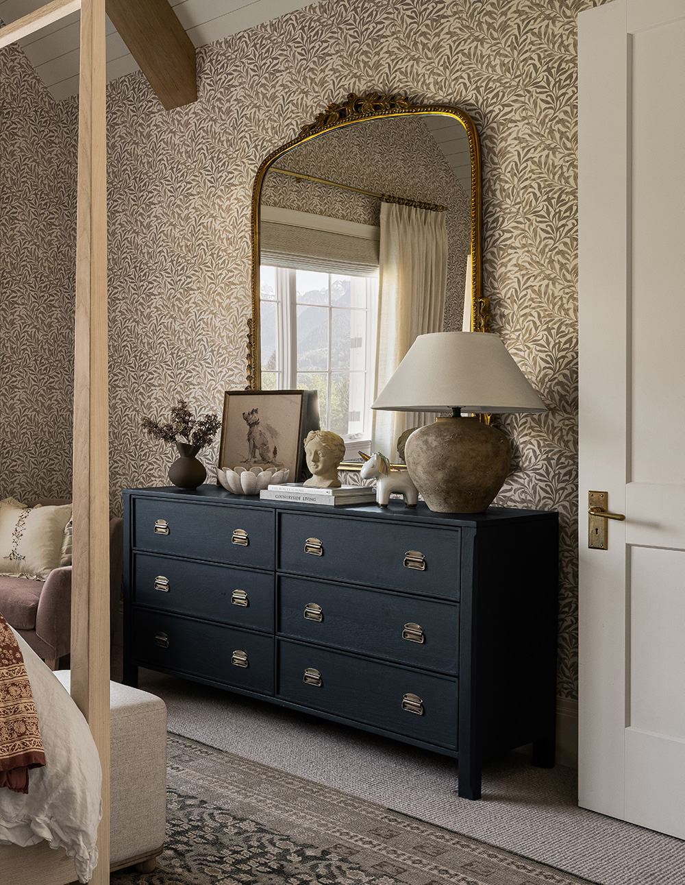 chambre décoration classique chic et naturelle par Studio McGee chambre décoration classique chic et naturelle par Studio McGee