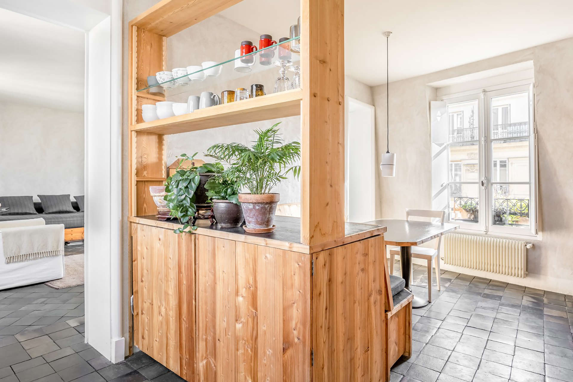 cuisine avec cloison semi-ouverte