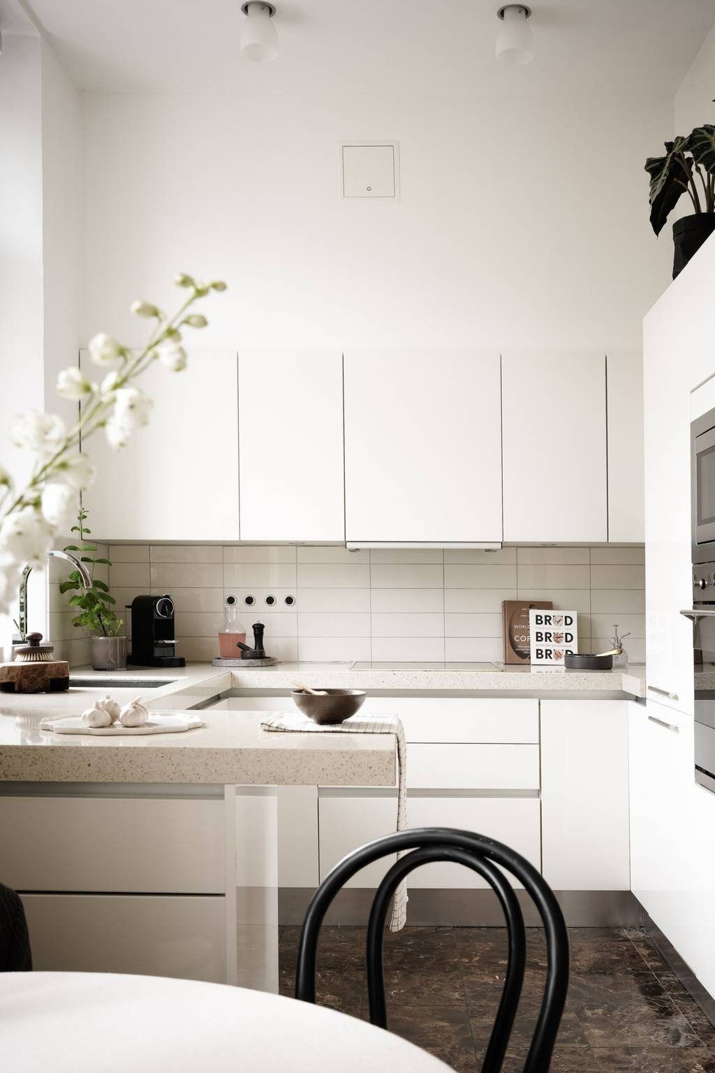 cuisine design blanche
