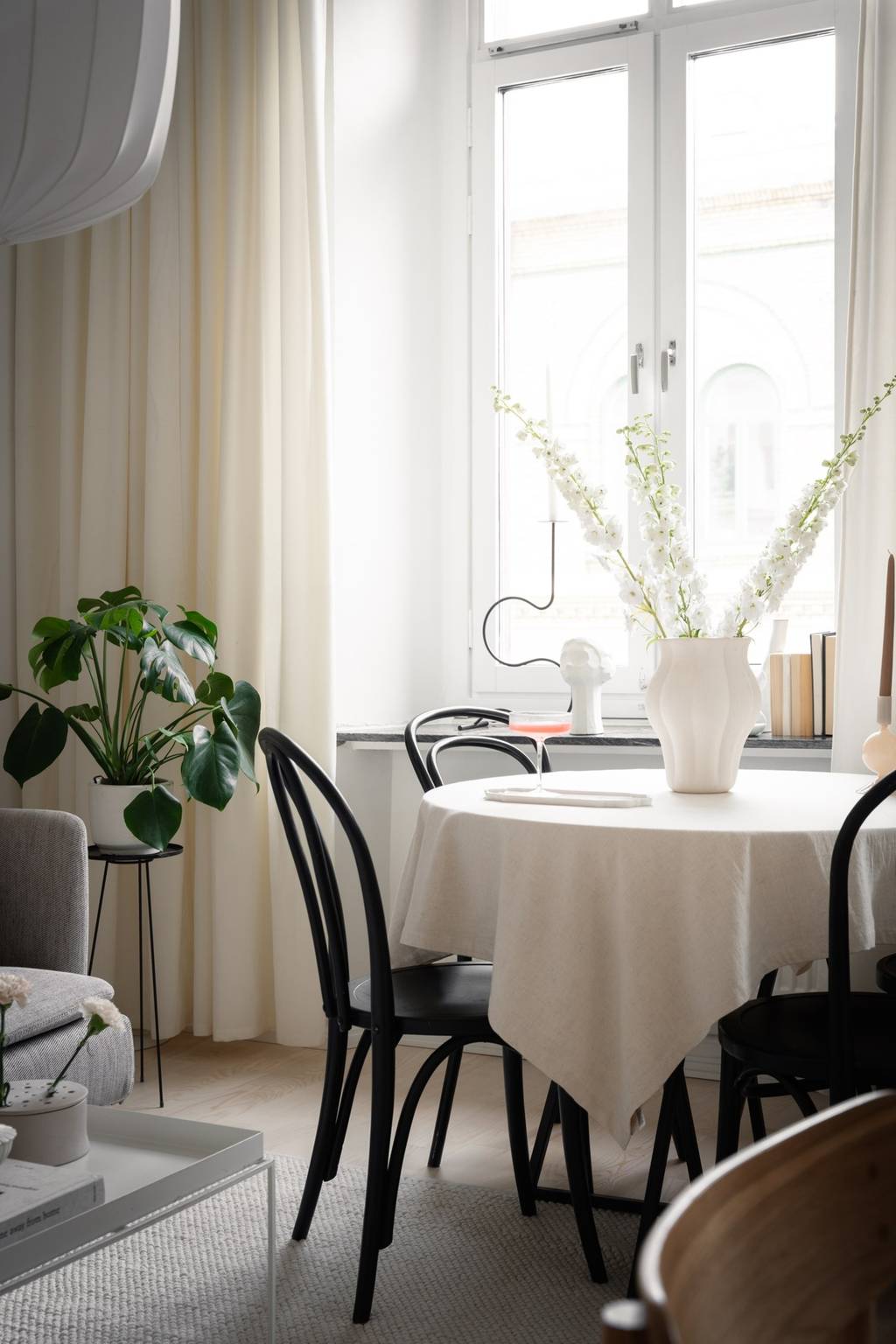 salle à manger blanche