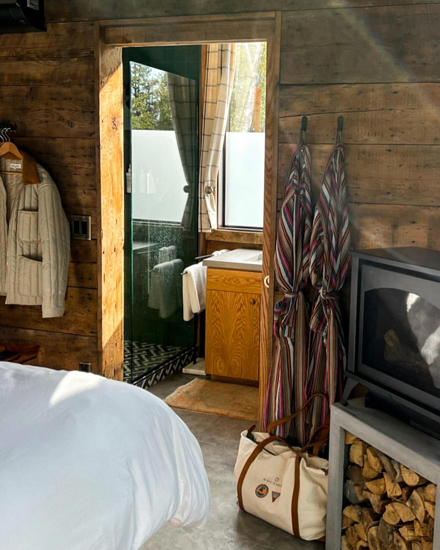 chambre avec salle de bain petite maison en bois chambre avec salle de bain petite maison en bois