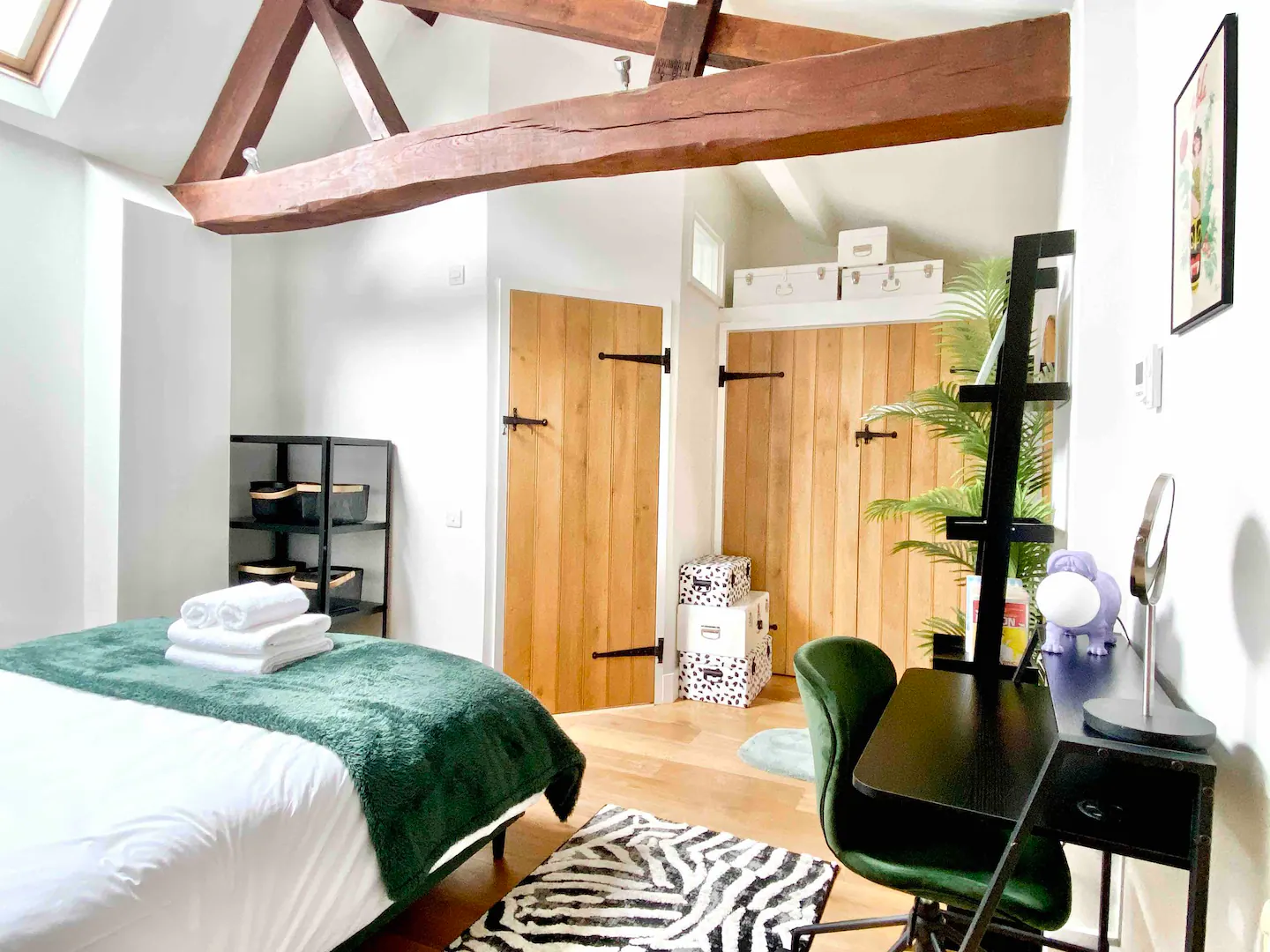 chambre mansardée avec lucarne maison en pierres chambre mansardée avec lucarne maison en pierres