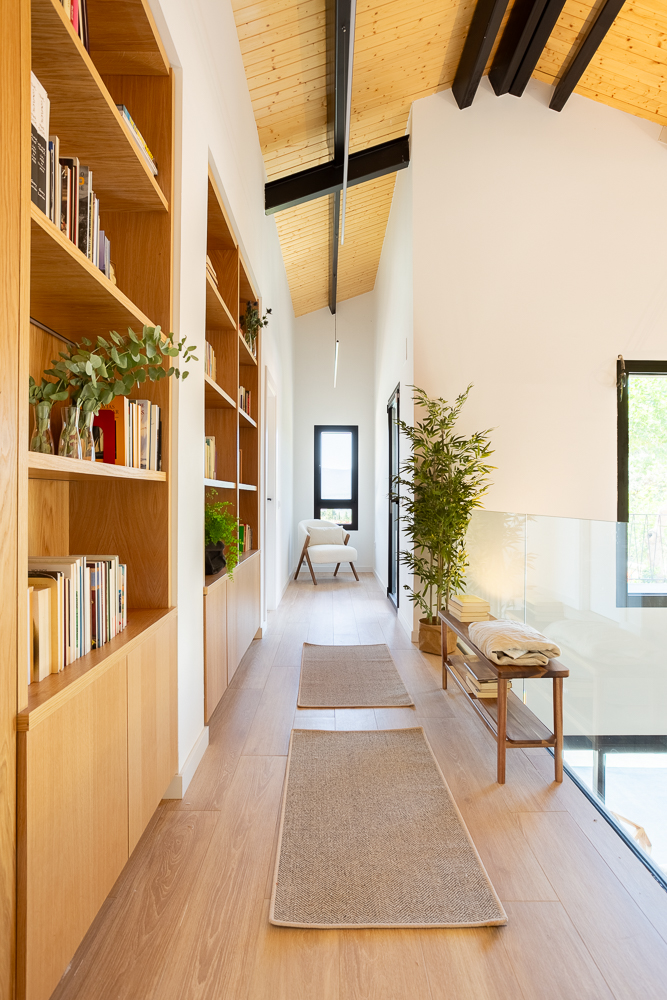couloir avec bibliothèque couloir avec bibliothèque