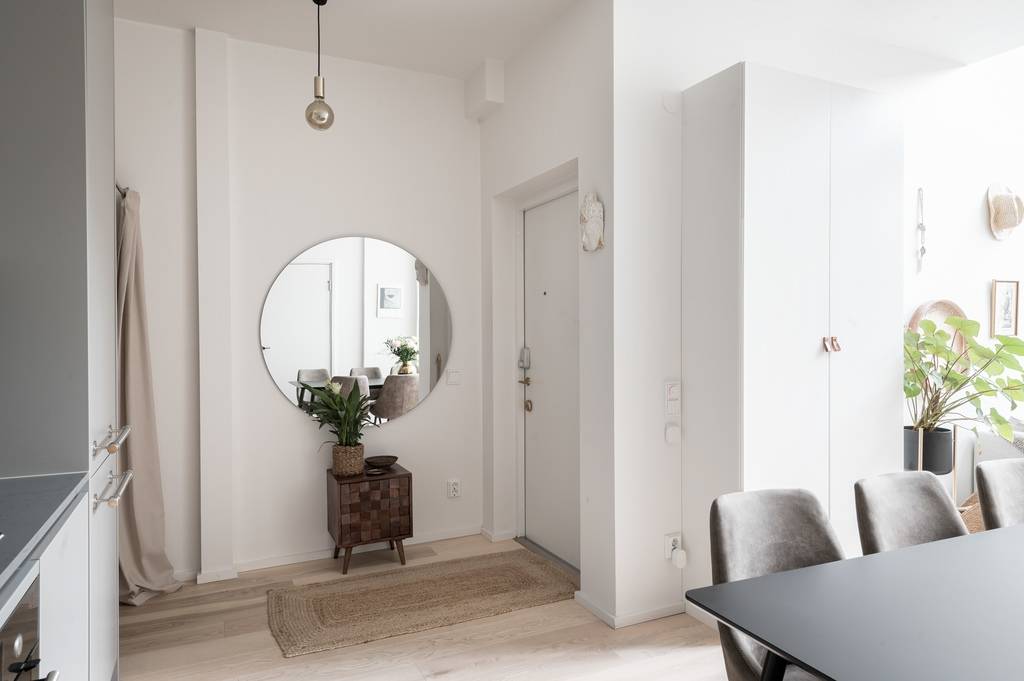 entrée décoration scandinave appartement 42m2 avec mezzanine et jardin entrée décoration scandinave appartement 42m2 avec mezzanine et jardin