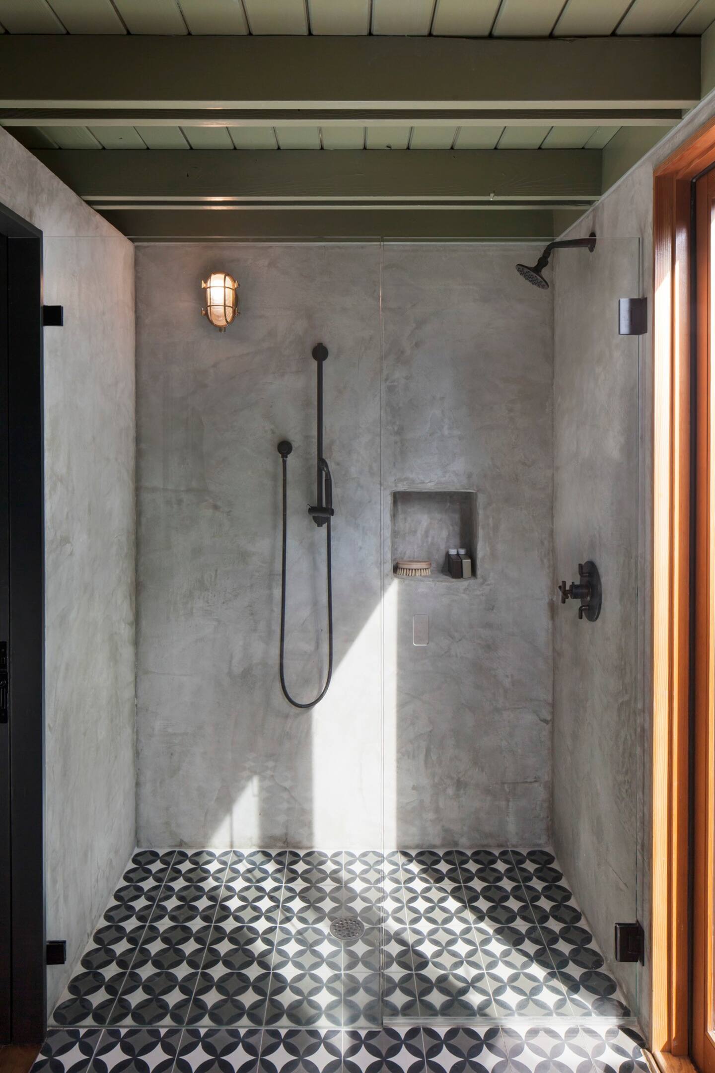 douche béton et carrelage douche béton et carrelage