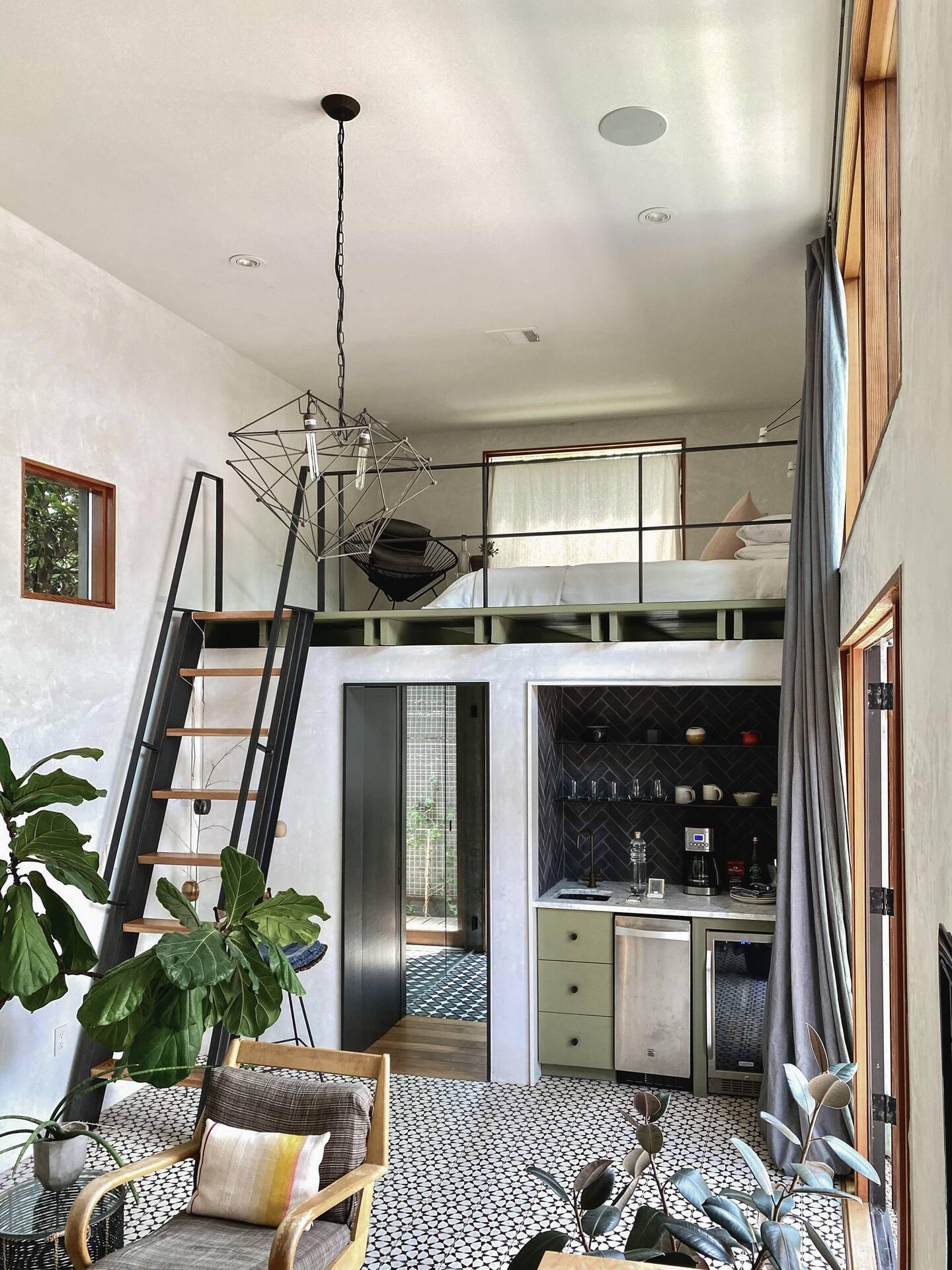 salon avec mezzanine petite maison 44m2 salon avec mezzanine petite maison 44m2