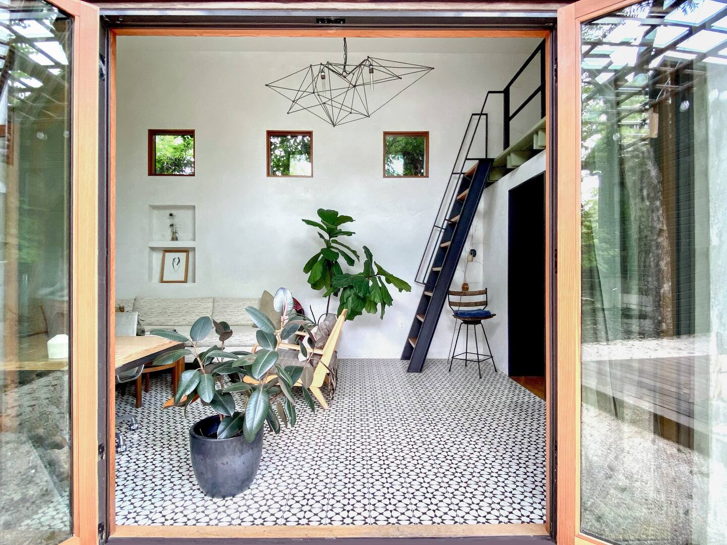 salon avec mezzanine petite maison 44m2 salon avec mezzanine petite maison 44m2