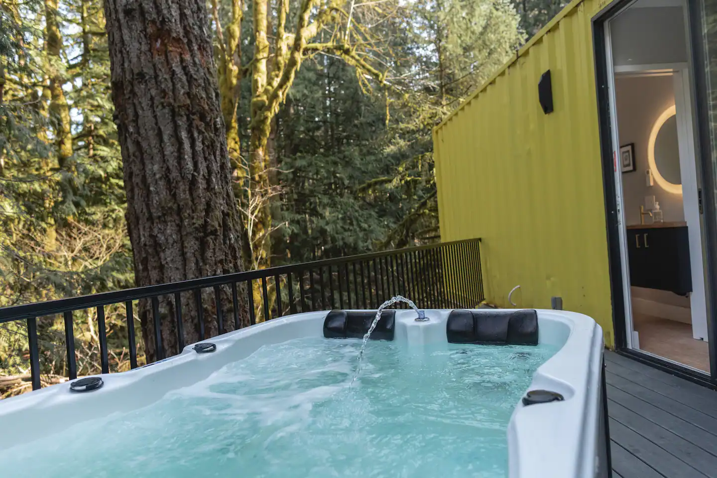 jacuzzi terrasse maison container jacuzzi terrasse maison container
