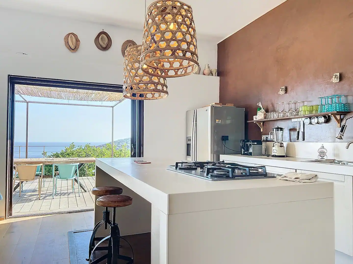 cuisine ouverte maison vue mer Corse cuisine ouverte maison vue mer Corse