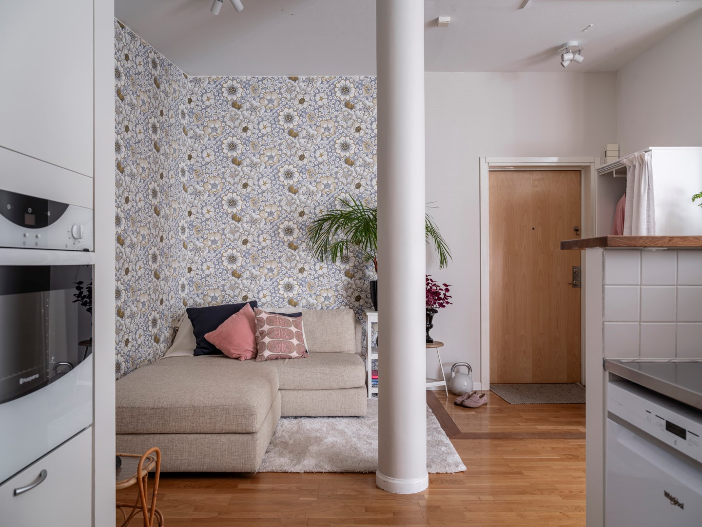 cuisine ouverte et salon deux-pièces 49m2