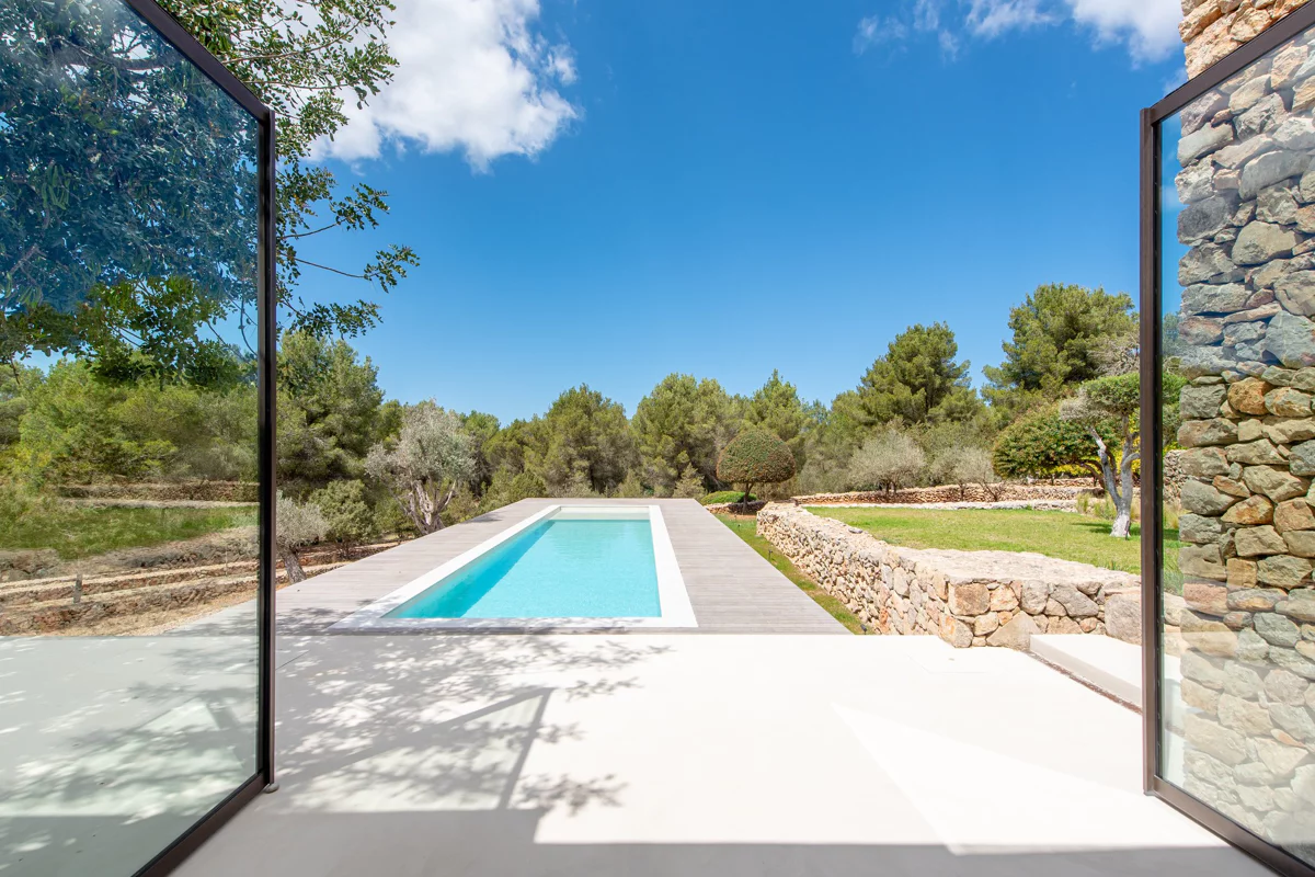 piscine maison en pierres Ibiza piscine maison en pierres Ibiza