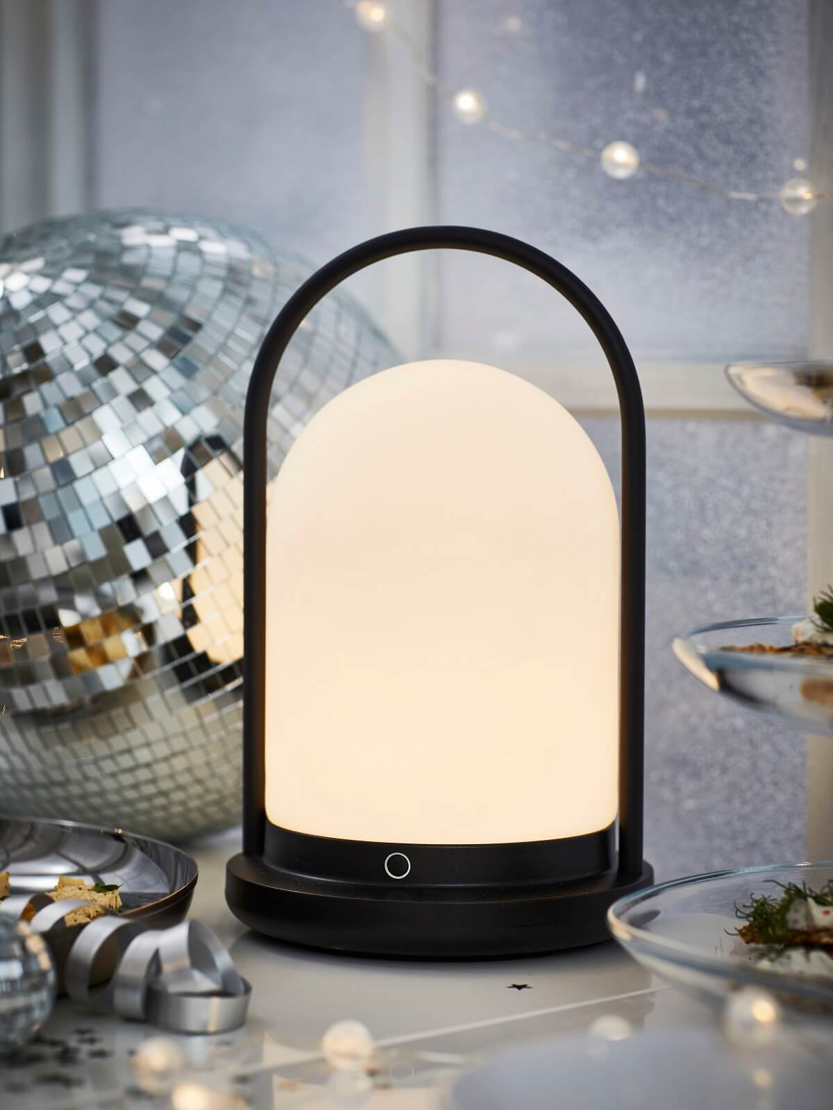lampe LED catalogue IKEA 2024 décoration Nouvel An lampe LED catalogue IKEA 2024 décoration Nouvel An