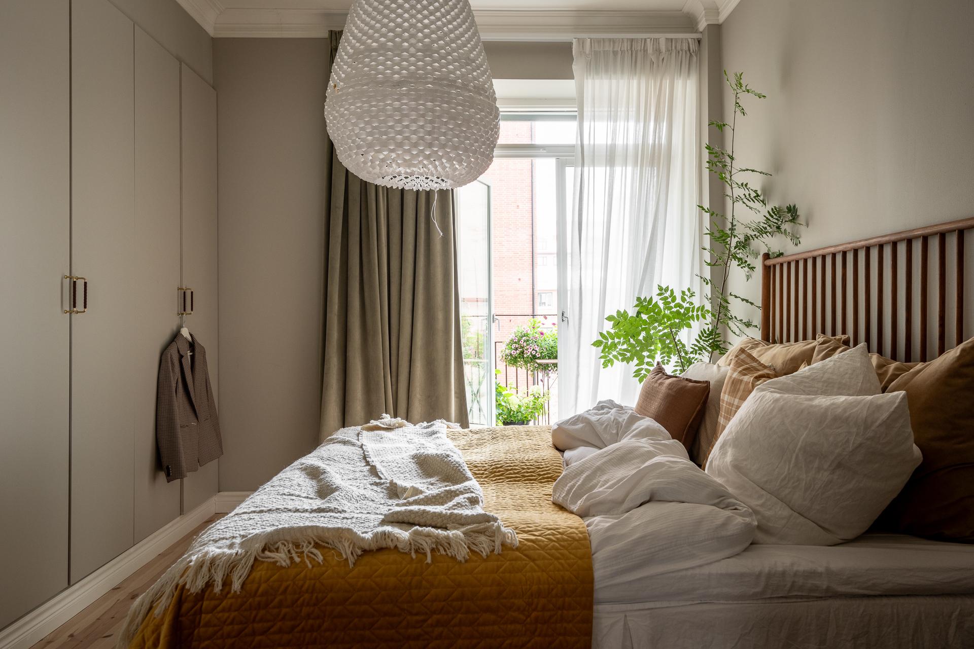 chambre beige avec placards chambre beige avec placards