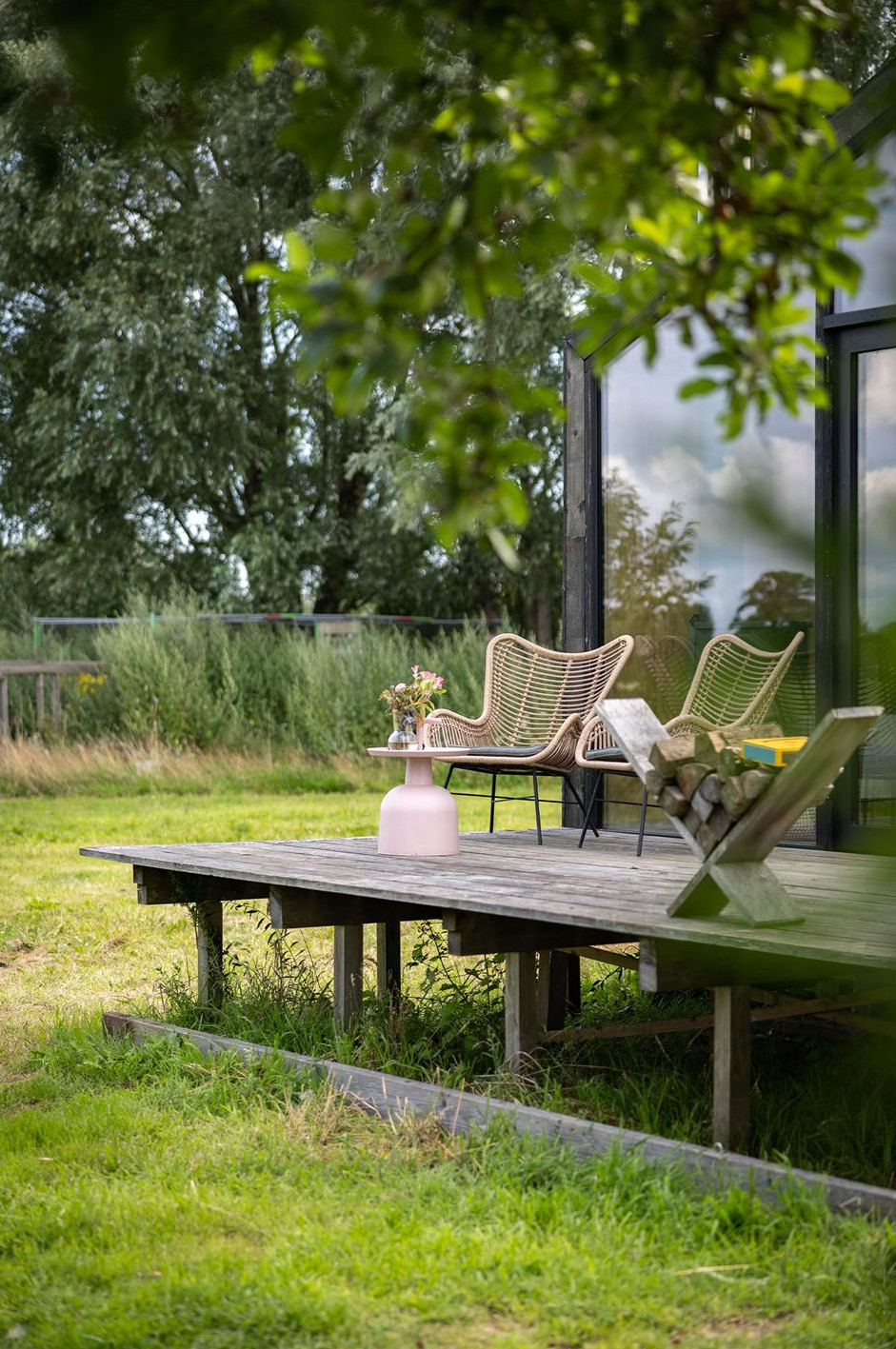 terrasse maison en bois noir