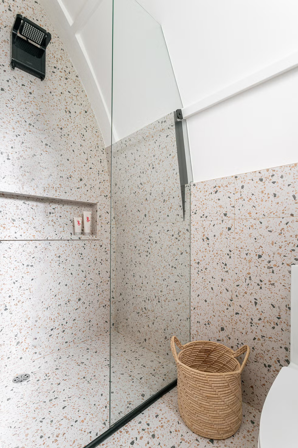 salle de bain terrazzo décoration contemporaine