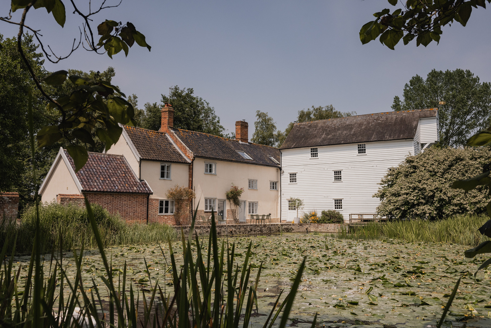 maison rustique et son ancien moulin dans le Suffolk maison rustique et son ancien moulin dans le Suffolk