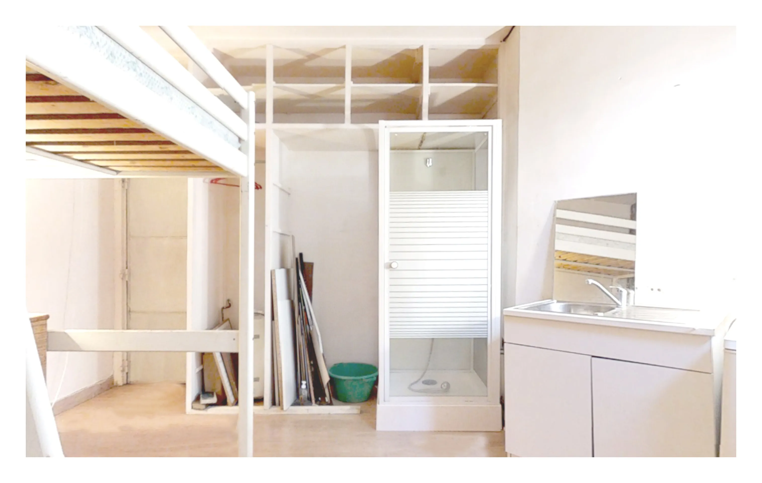 studio avant travaux par Nooks+Crannies Studio