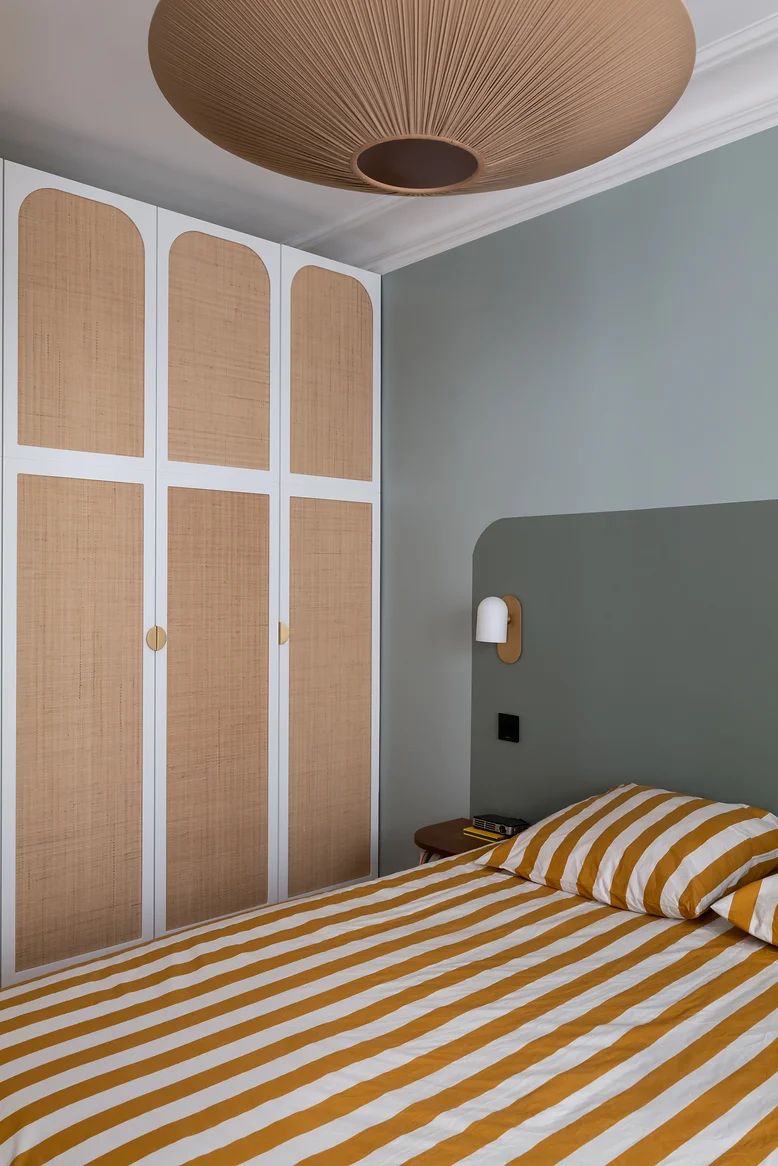 chambre mur vert appartement 60m2 Paris chambre mur vert appartement 60m2 Paris